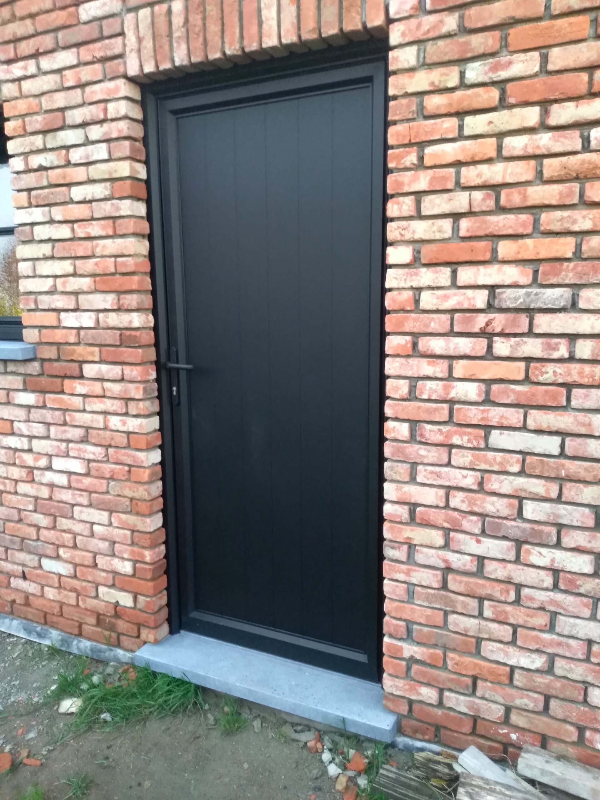 Aluminium deur
